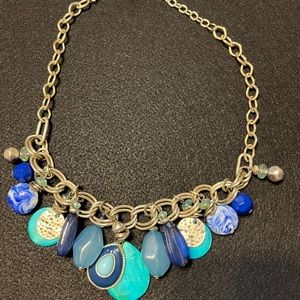 Silver colored chain neckless 22” tip to tip